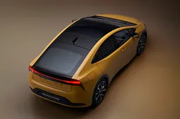 Partono online gli ordini della nuova Toyota Prius 2023