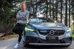 Federica Pellegrini diventa testimonial del Team Volvo