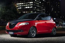 Lancia Ypsilon S MOMODESIGN