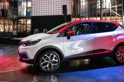 Renault Captur Tokyo Edition: 100 esemplari in vendita su Instagram e Facebook
