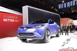 Nuovo Concept Toyota C-HR - Salone di Parigi 2014 Live