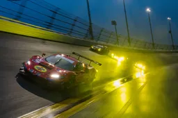 Esordio a Daytona per la nuova Ferrari 296 GT3: quattro equipaggi per la new entry