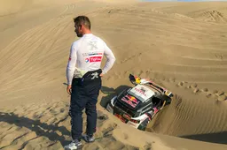 Dakar quinta tappa: dalle stelle alle stalle, Loeb si ritira