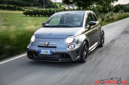 Abarth 695 Biposto | Prova su strada