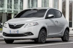 Lancia al fianco di White, punto d’incontro di stilisti, designer e artisti