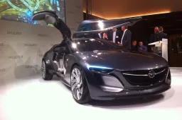 Foto LIVE - Opel Monza Concept al Salone di Francoforte