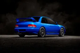 Prodrive P25: ecco il restomod che celebra la Subaru Impreza 22B STI [VIDEO]