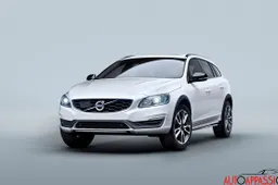 Nuova Volvo V60 Cross Country