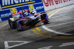 DS Virgin Racing si prepara per il Buenos Aires ePrix