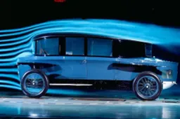 Benz RH “Tropfenwagen”. Motore al centro