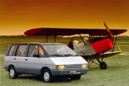 Renault Espace. Quarant’anni fa nasceva la “tutto spazio”