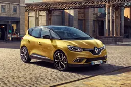 Renault svela in anteprima Nuova Scenic