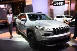 Jeep Cherokee Night Eagle al via gli ordini
