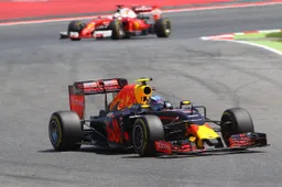 Gran Premio di Spagna: Max nella leggenda, Mercedes e Ferrari flop