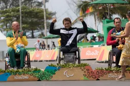 Alessandro Zanardi entra nella leggenda