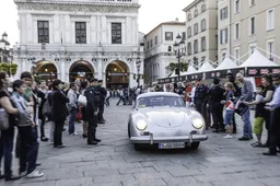 Mille Miglia 2013: Hans-Joachim Stuck partecipa alla guida della Porsche 356