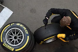 Formula Uno - Pirelli: nuovo regolamento pneumatici 2016