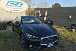 Infiniti consegna la prima Q60 sul mercato italiano