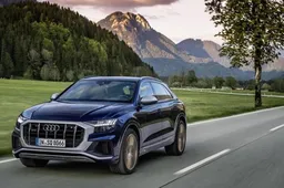Nuove Audi SQ7 TFSI e Audi SQ8 TFSI: SUV sportivi e di razza