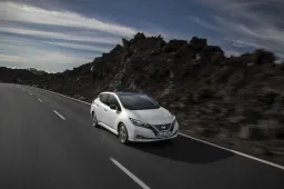Una pioggia di premi per Nissan Leaf, la regina elettrica