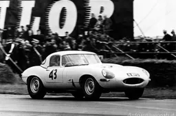 La Jaguar E-Type Lightweight torna in produzione