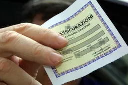 Rc auto, il Governo annuncia sconti e scatola nera