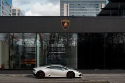 Lamborghini in Russia apre uno showroom a San Pietroburgo