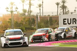 WTCC, Marrakech 2015: arriva la cinquina delle CITROËN C-ELYSÉE