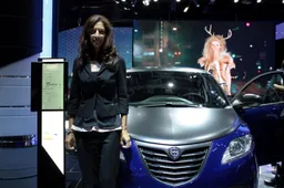 Con Antonella Bruno parliamo delle novità Lancia al Salone di Francoforte 2013