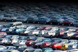 Mercato auto 2013: –7,09%, piccola ripresa a dicembre +1,40%
