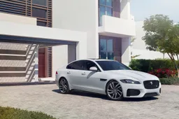 Cinque stelle Euro NCAP per Jaguar XE e Jaguar XF