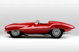 Alfa Romeo "Disco Volante". Le forme dell'icona