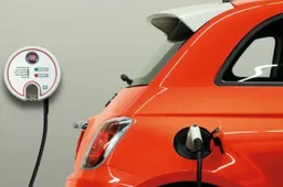 Olivier François lancia la sfida: “la 500 elettrica sarà una sorta di Tesla urbana”