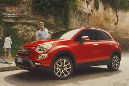 Fiat 500X arriva negli showroom italiani