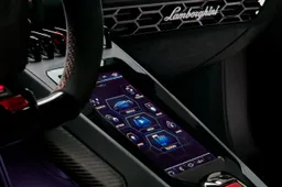 Interni Huracan EVO: la novità che non passa in secondo piano