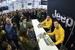 I giocatori della Juventus allo stand Jeep del Motor Show