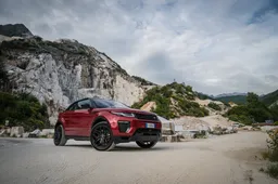 Da Genova a Forte dei Marmi a bordo dell’Evoque Convertibile | Percorsi Italiani
