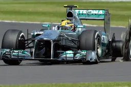 GP Silverstone F1: esplosioni gomme, parla Pirelli