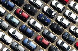 Marzo positivo per il mercato auto in Italia con +17,4%