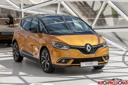 Nuova Renault Scenic: la monovolume che strizza l’occhio ai crossover