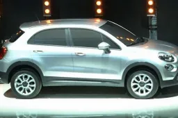 Marchionne a Melfi: Fiat 500X e gemella Jeep nasceranno qui