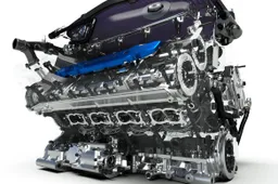 Il motore Cosworth CA 2.4l V8 vola a 20.000 rpm