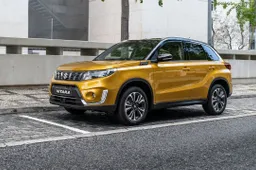Gamma Suzuki Vitara: prezzo e allestimenti del SUV giapponese