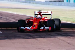 Ferrari in pista per provare le nuove Pirelli P Zero F1 2017