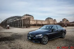 Tecnica: Mercedes C300h, l'ibrido di Stoccarda