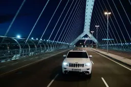 Jeep Grand Cherokee MY 2014: on air lo spot