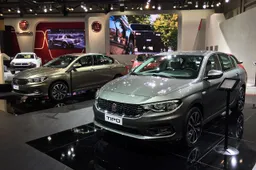 Fiat Tipo al Salone di Dubai 2015