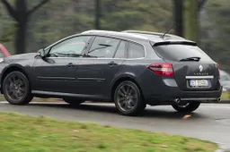 Test - Renault Laguna 4control 2.0dCi