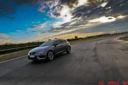 Torino-Martorell: viaggia con noi sulla nuova SEAT Leon Cupra