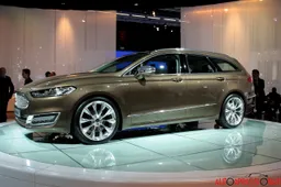 Foto - Lo stand Ford al Salone di Francoforte 2013